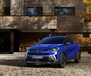 NUOVO RENAULT CAPTUR VOITURE A VIVRE REINVENTATA DEL SEGMENTO B (44)