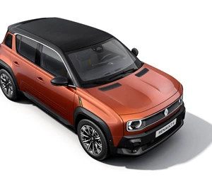 Renault 4 E Tech Electric (125)