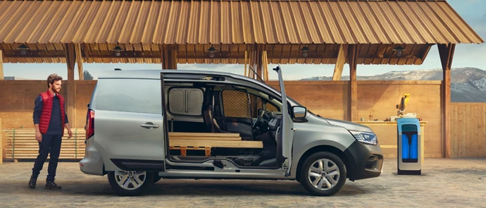 KANGOO VAN ETECH (1440 × 616 Px) (1)