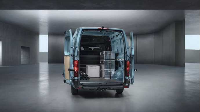 All New Renault Master 23