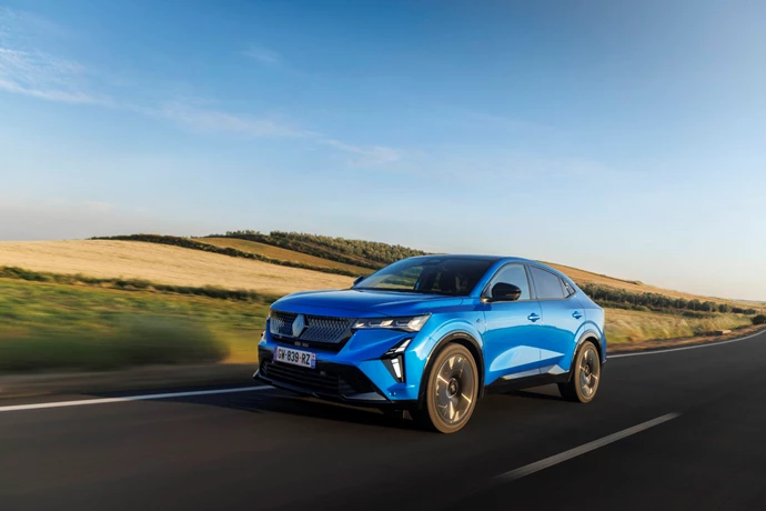 Renault Rafale E Tech Hybrid Esprit Alpine Bleu Sommet (16)