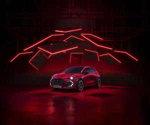Renault Clio Full Hybrid E Tech Esprit Alpine Rouge Absolu 93 (1)