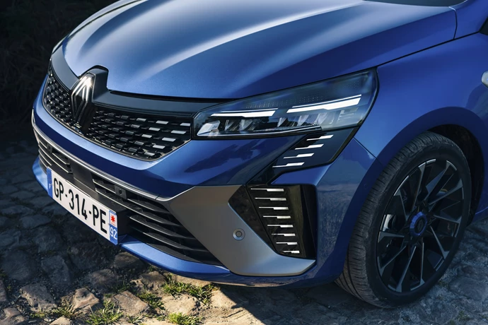 New Renault Clio E Tech Full Hybrid Esprit Alpine 90